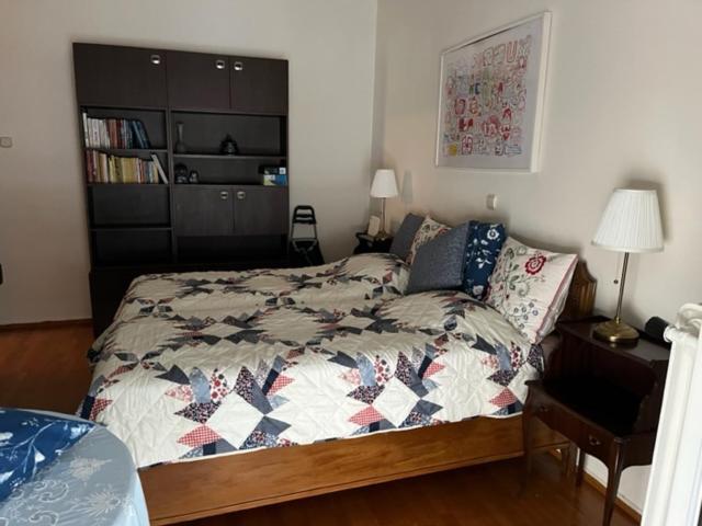 Spacious And Sunny Appartment In Cholargos أثينا المظهر الخارجي الصورة
