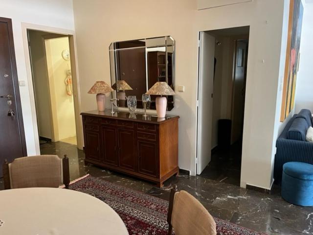 Spacious And Sunny Appartment In Cholargos أثينا المظهر الخارجي الصورة